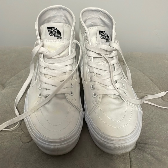 Off the Wall Vans - Picture 1 of 6